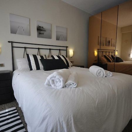 Apartamento Frente Al Mar バレンシア エクステリア 写真